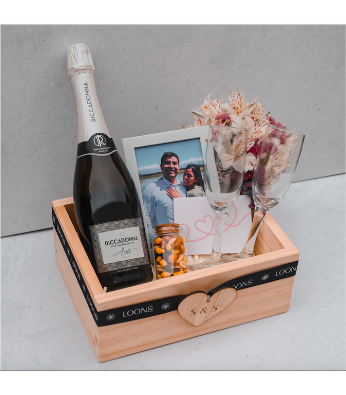 Love celebration box